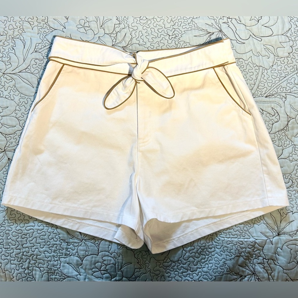 GILLI White Cotton and Tan Piping  Self Tie Belted Preppy Dress Shorts Sz L - Picture 11 of 12